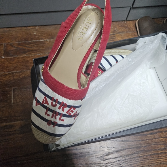 Ralph Lauren wedge shoe - Picture 2 of 4